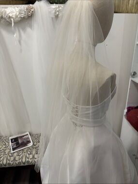 Cream Bridal Veil - Classic CB Single-Tier Wedding Veil